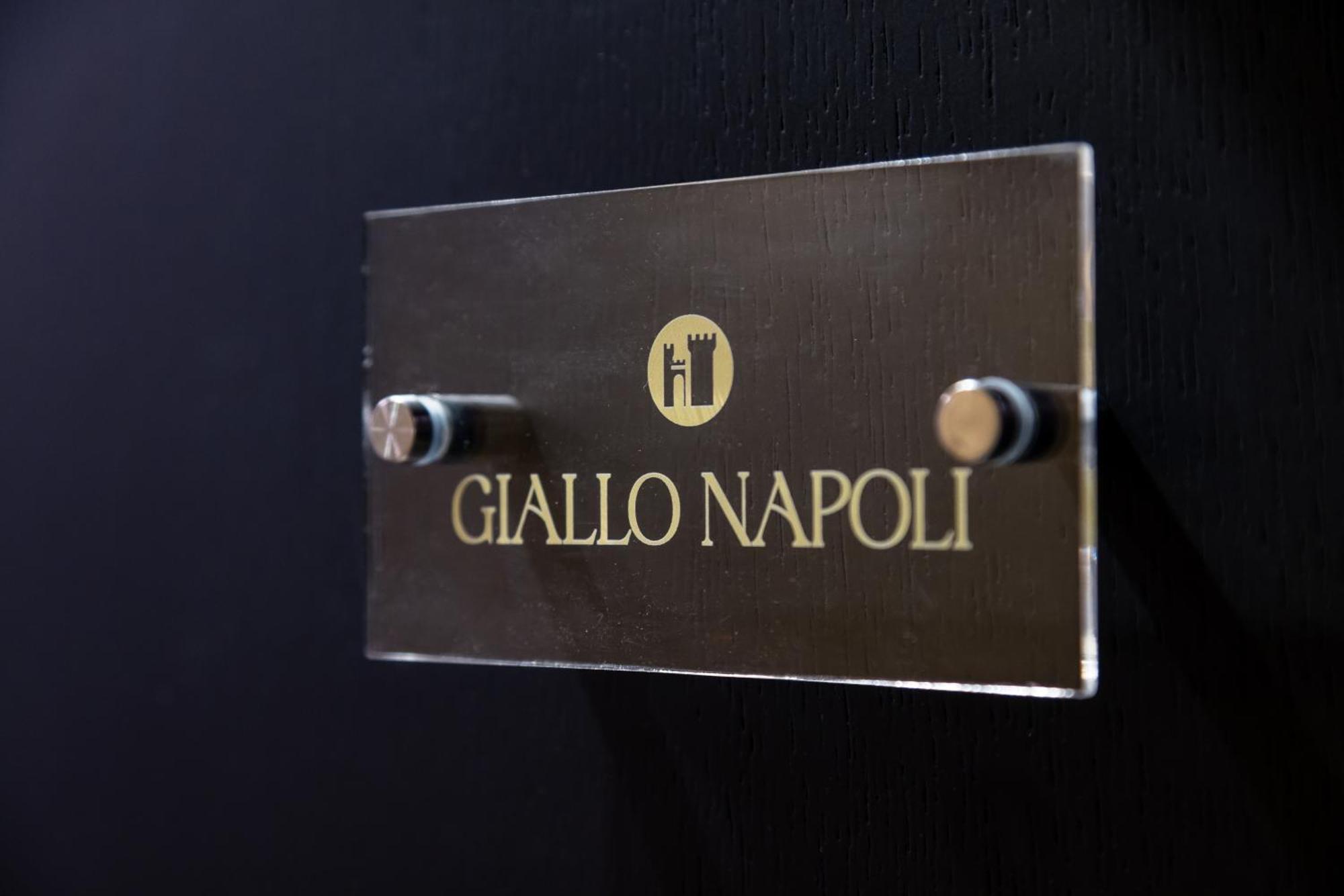 Capuana15 By Napoliapartments エクステリア 写真